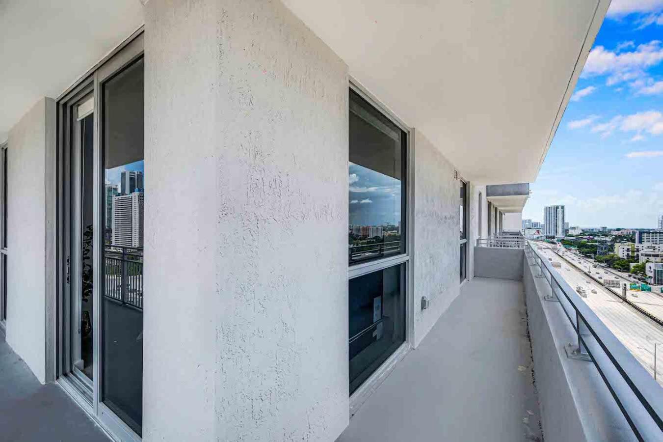 Amazing 3 Bed Unit In Dwntwn Miami With Free Parking Leilighet Eksteriør bilde