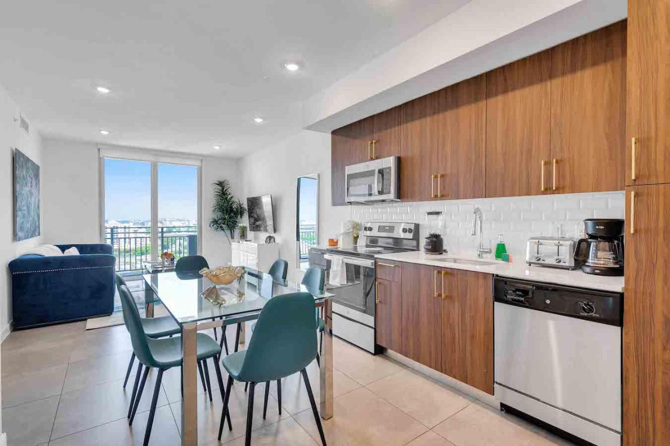 Amazing 3 Bed Unit In Dwntwn Miami With Free Parking Leilighet Eksteriør bilde