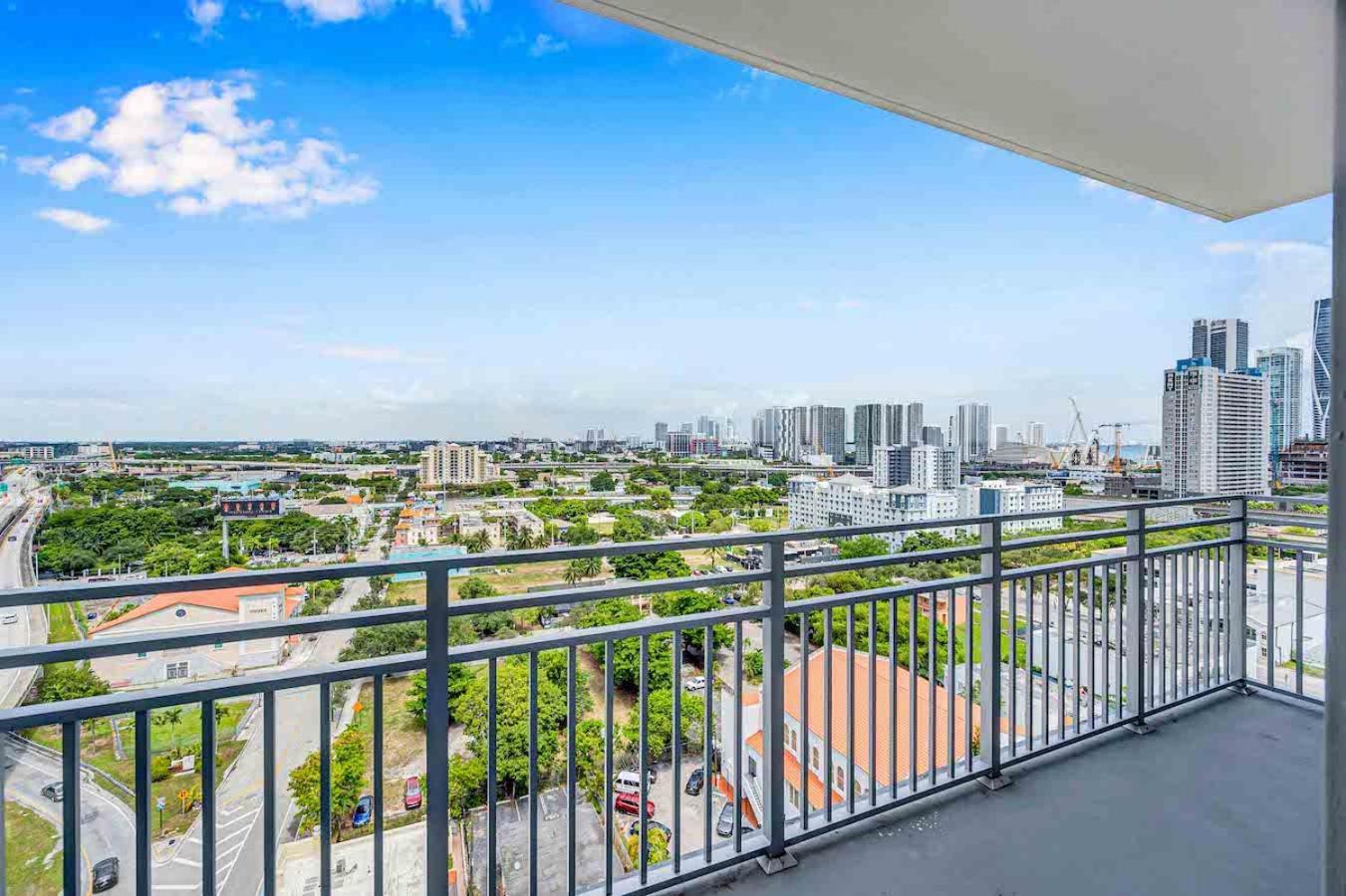 Amazing 3 Bed Unit In Dwntwn Miami With Free Parking Leilighet Eksteriør bilde